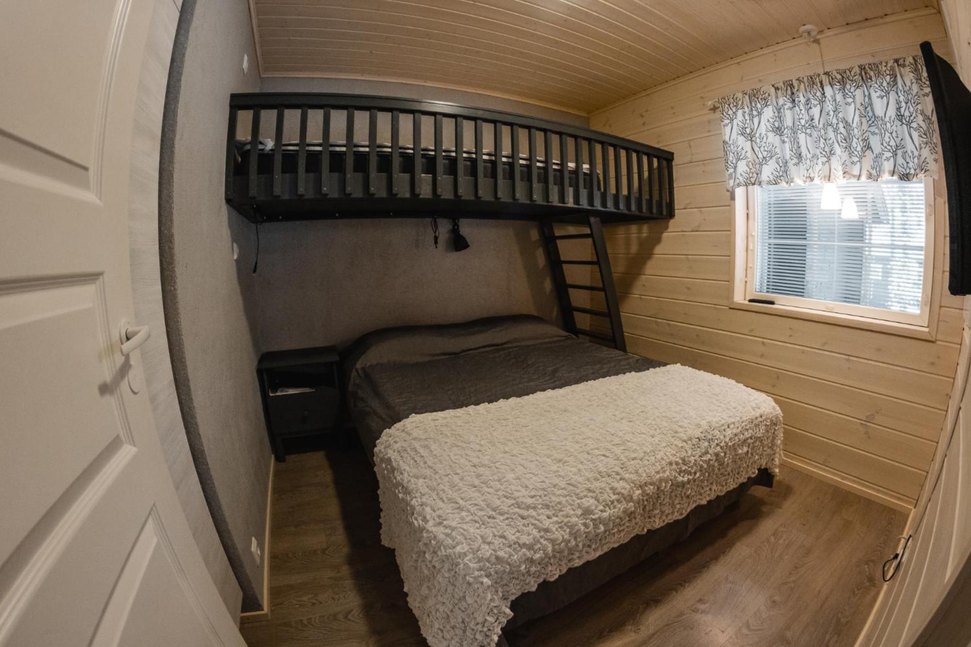 Hotel Yllaesrinne Ylläsjärvi Buitenkant foto
