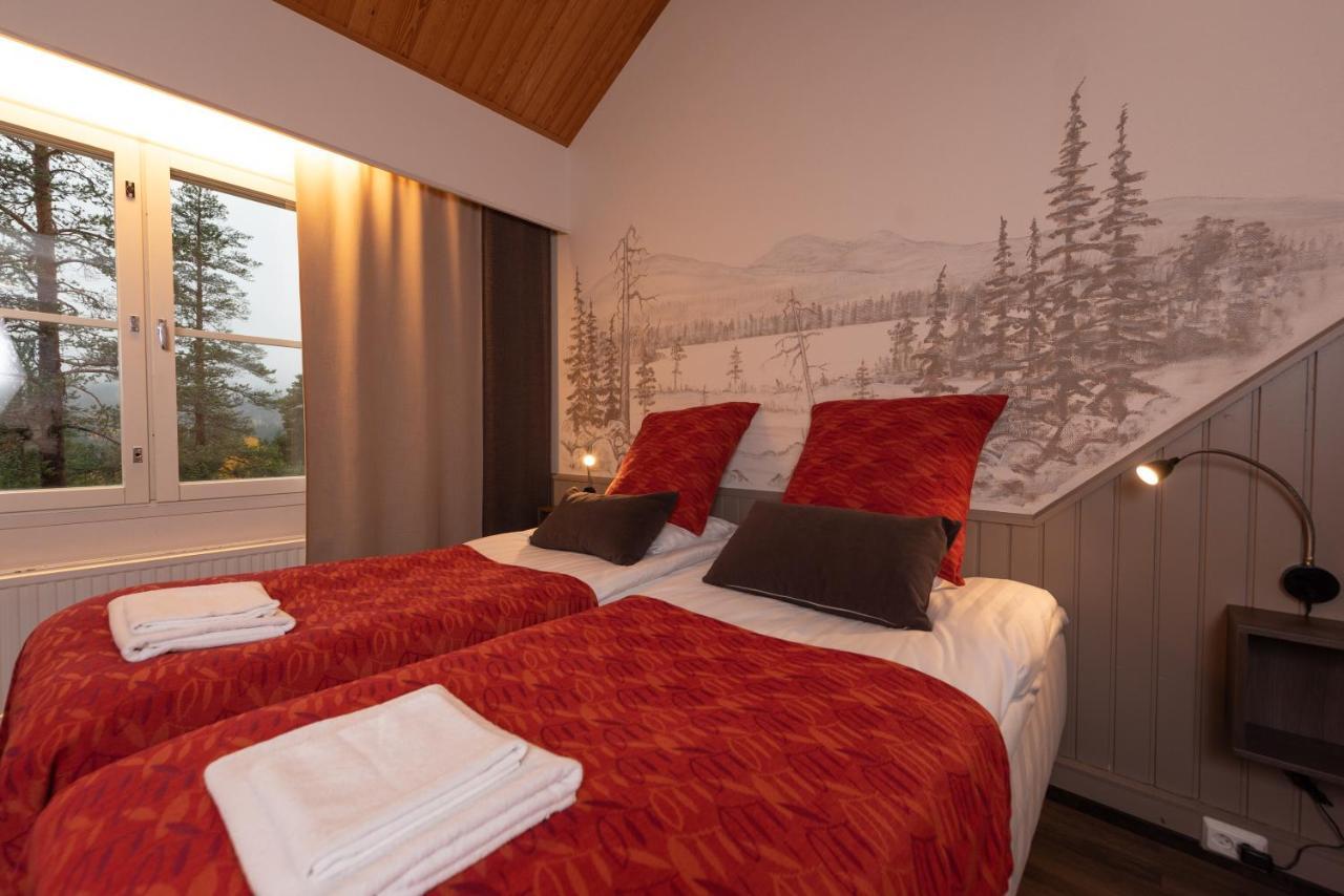 Hotel Yllaesrinne Ylläsjärvi Buitenkant foto